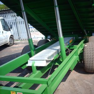 twin ram 3 stage / ramp storage 